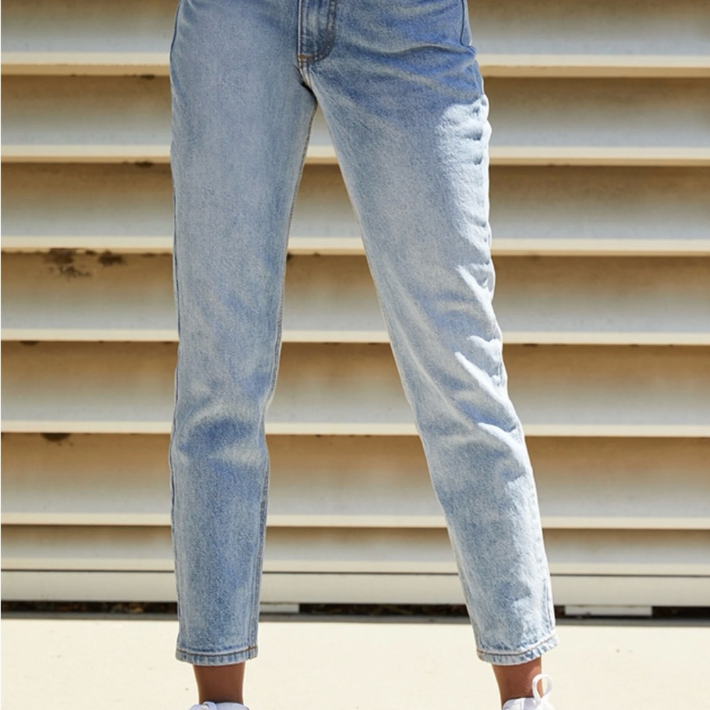 J.GALT • BRANDY MELVILLE • straight leg blue jeans size medium - Picture 3 of 10